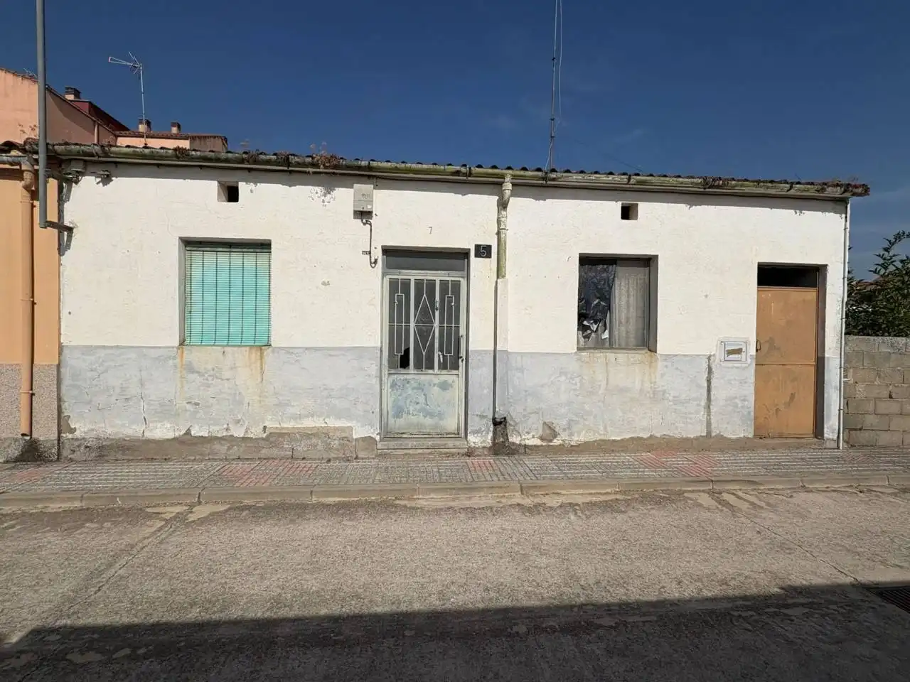 Casa amb jardí en venda a Calle Miño, imagen 3