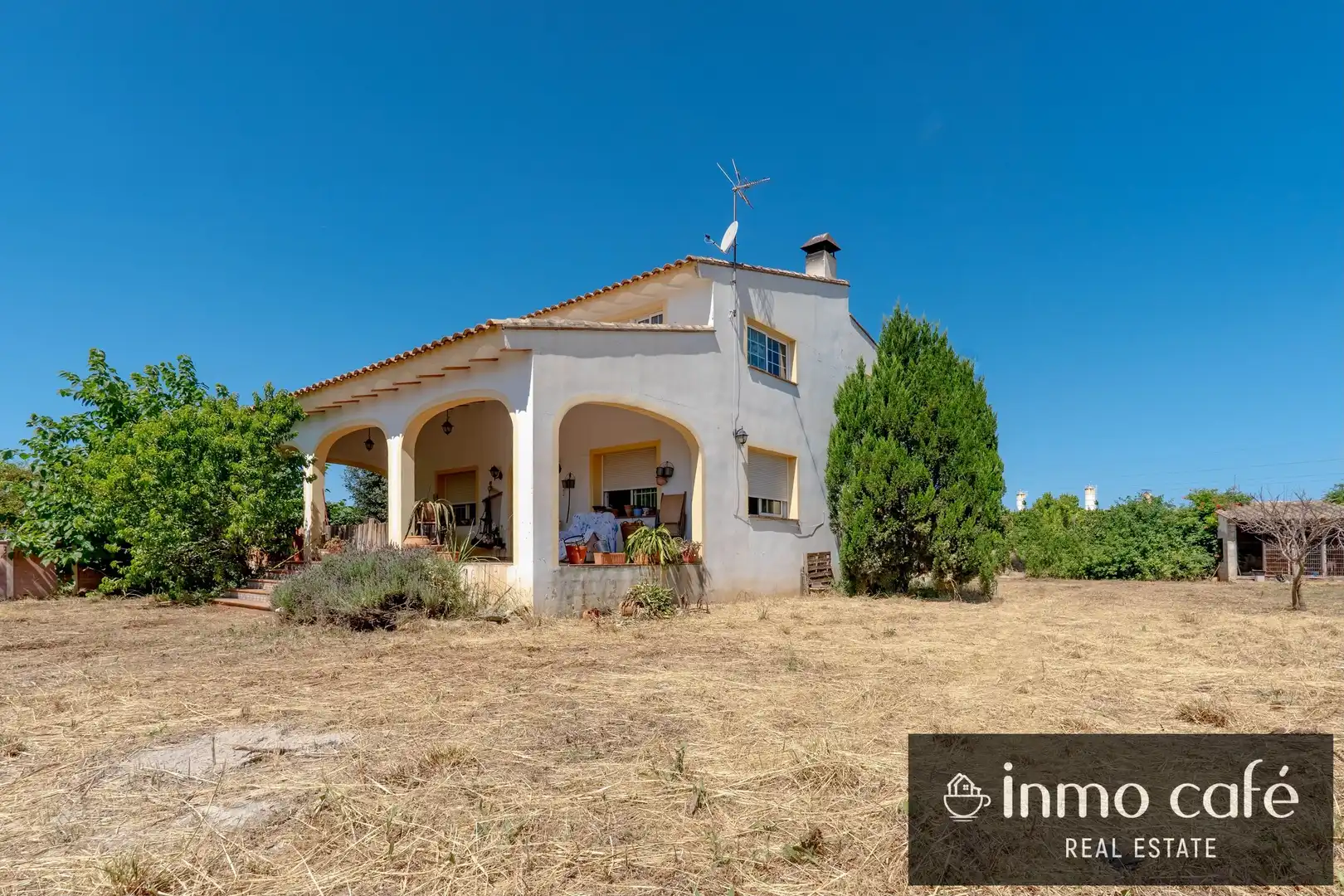 House for sale in N/A