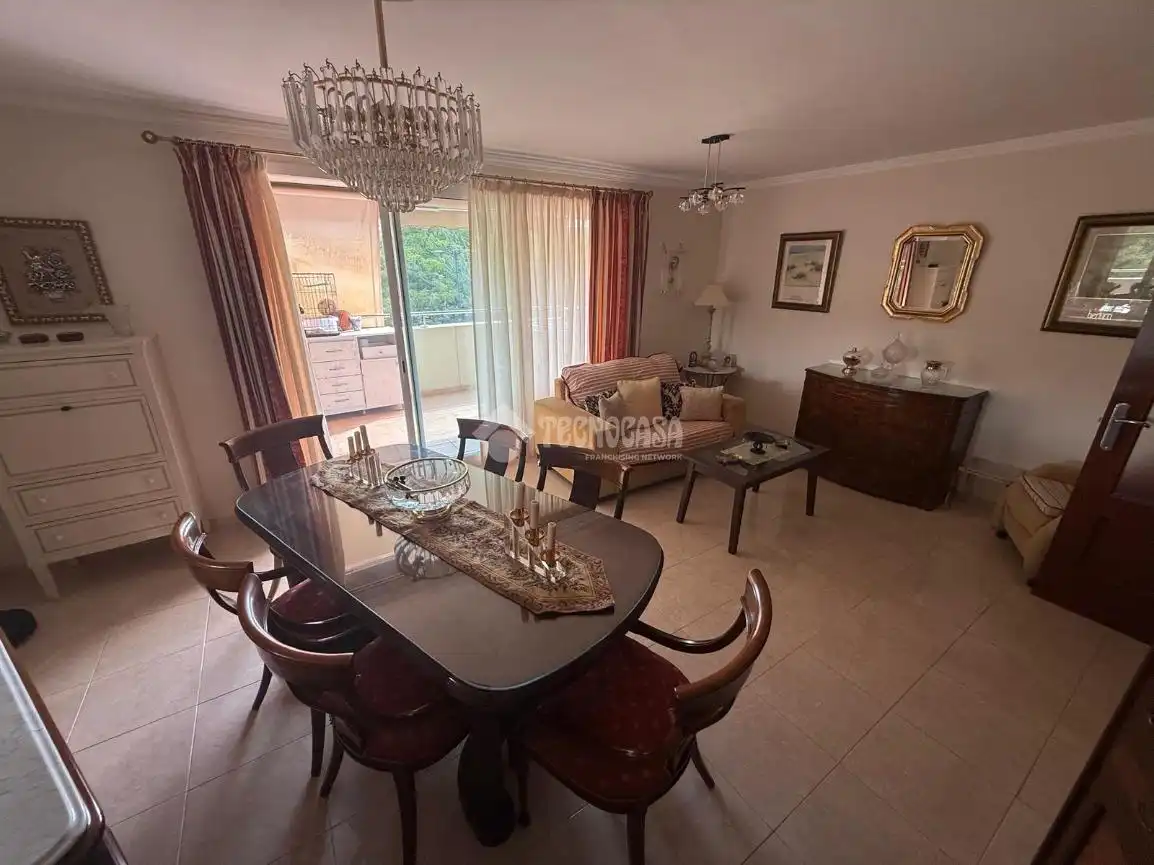 Comedor de Piso en venta en Estepona con Balcón
