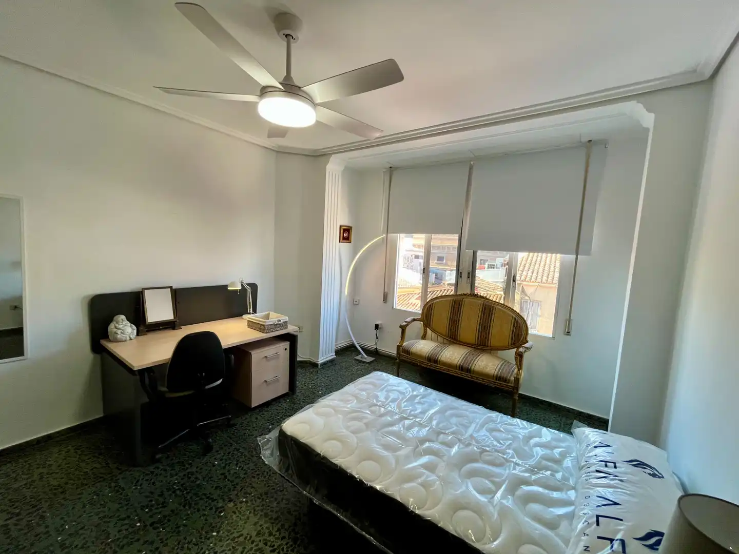 Habitación de Piso de alquiler en Valencia con Aire acondicionado, Calefacción y Terraza
