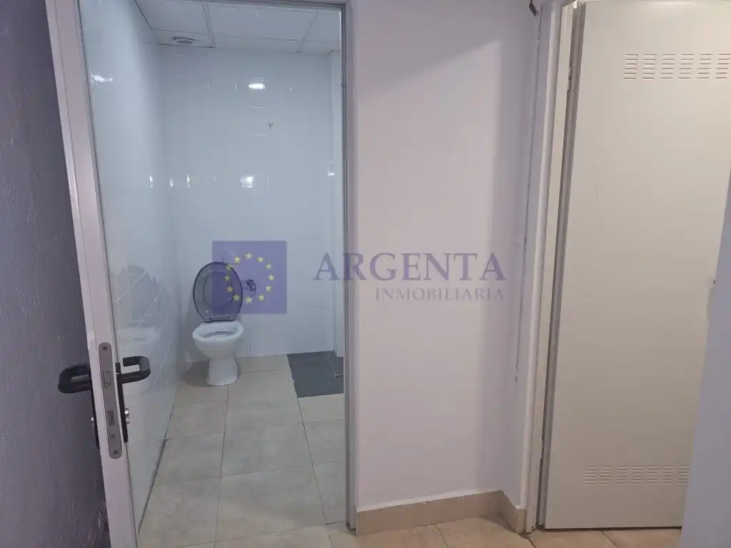 Locale commerciale in affitto a Calle Alfonso Ix, imagen 6