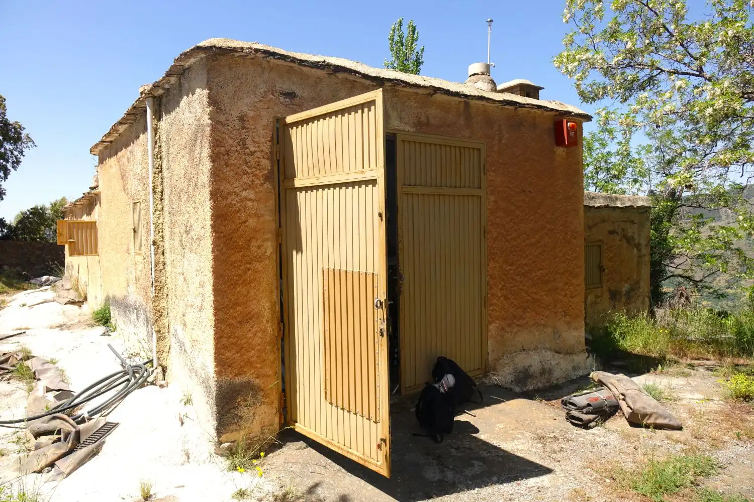 Vista exterior de Casa o xalet en venda en Capileira amb Terrassa i Traster