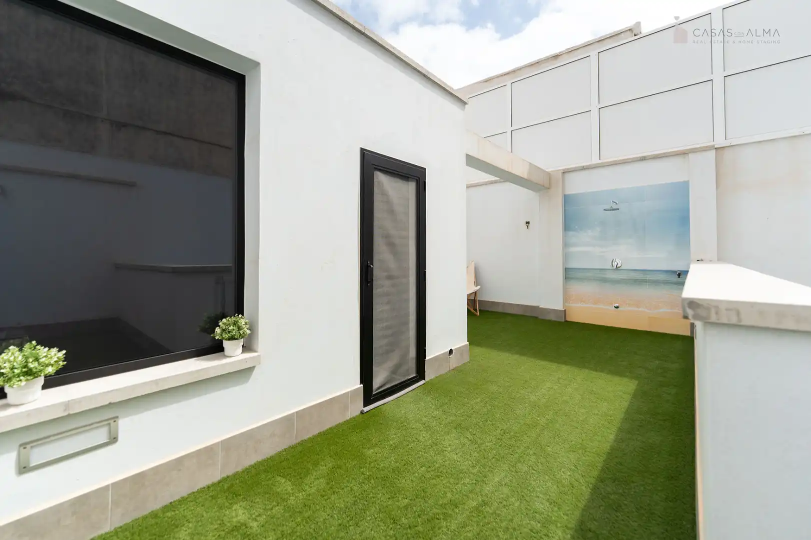 Terrasse von Einfamilien-Reihenhaus zum Verkauf in Las Palmas de Gran Canaria mit Klimaanlage, Terrasse und Abstellraum