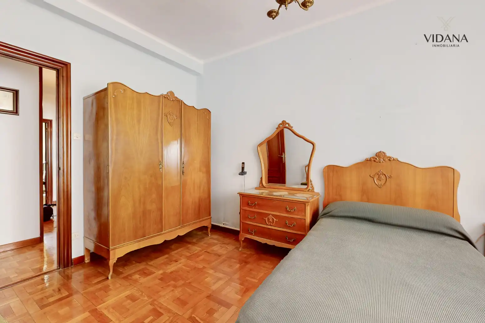 Habitación de Piso en venta en  Pamplona / Iruña con Calefacción, Parquet y Terraza