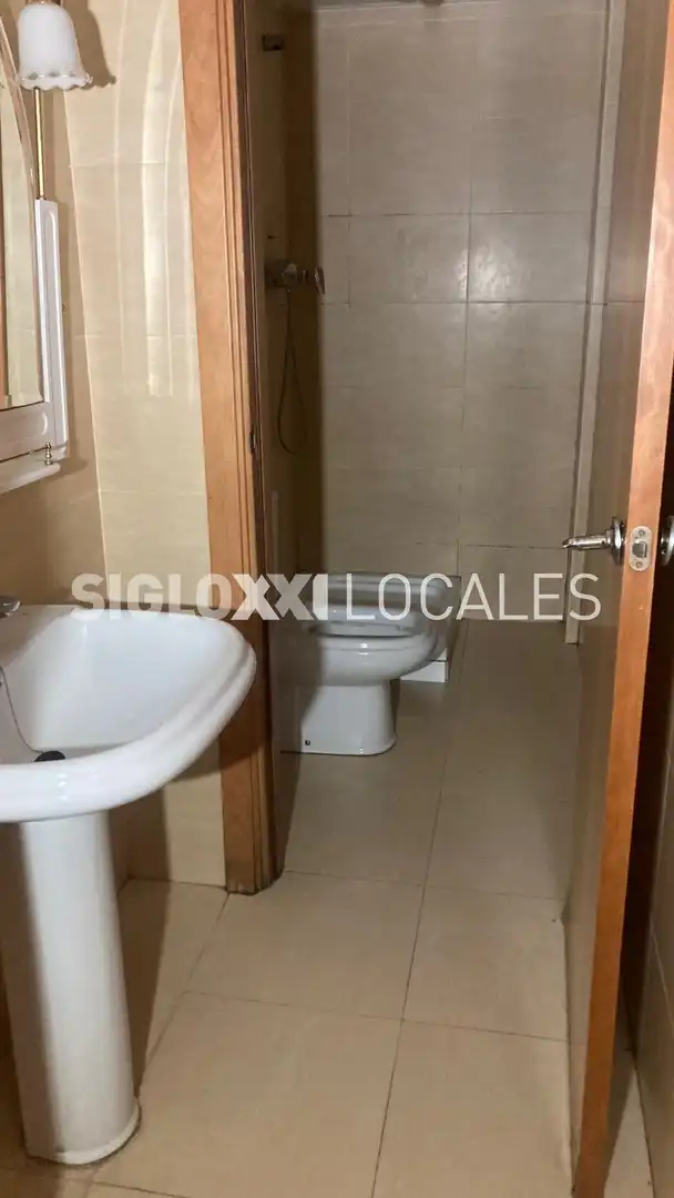 Baño de Local de alquiler en Barcelona