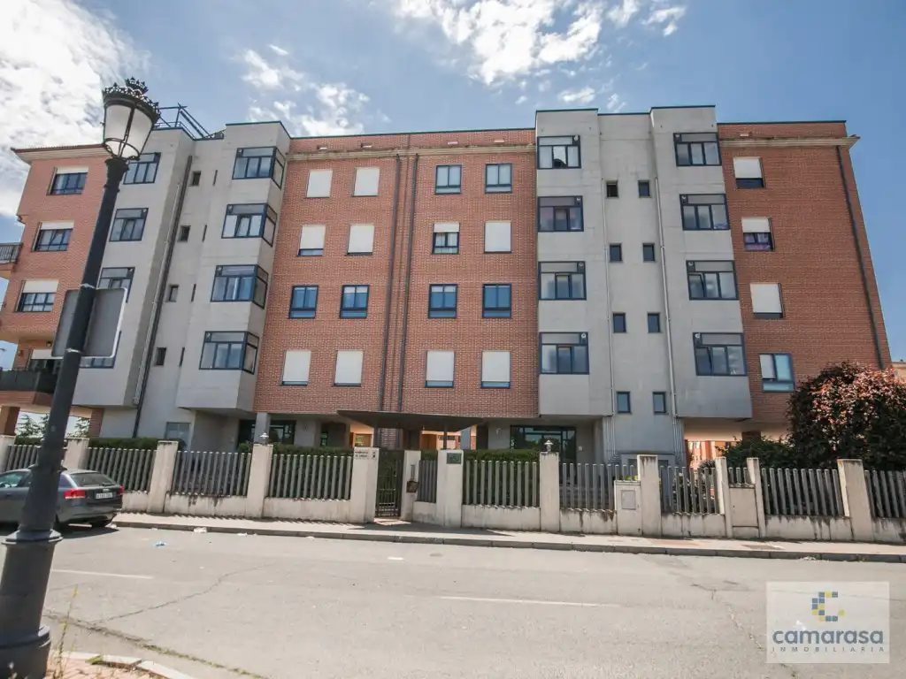 Exterior view of Flat for rent in Ávila  with Furnished