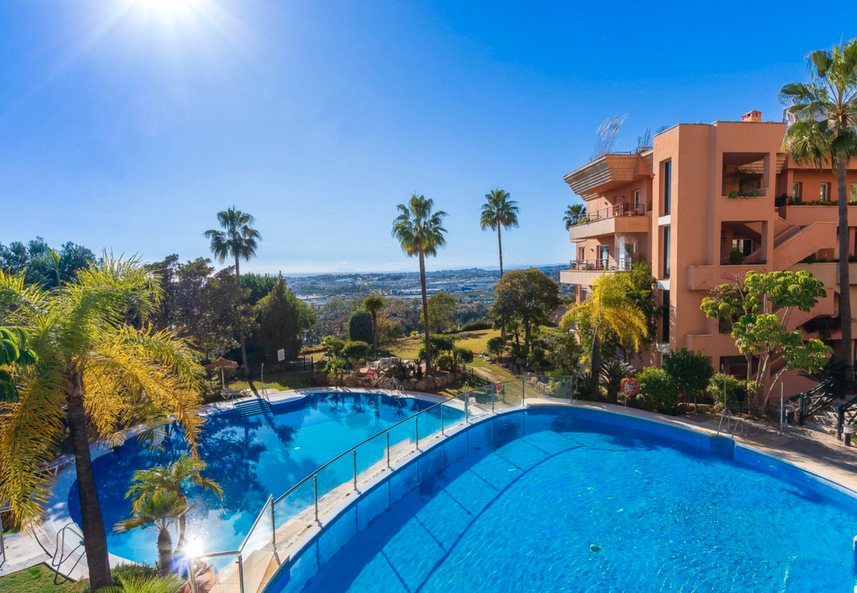 Piscina de Apartamento en venta en Marbella con Aire acondicionado, Calefacción y Terraza