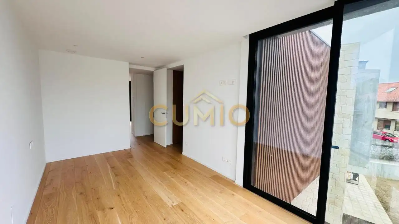 Wohnzimmer von Einfamilien-Reihenhaus zum Verkauf in Nigrán mit Heizung, Privatgarten und Terrasse