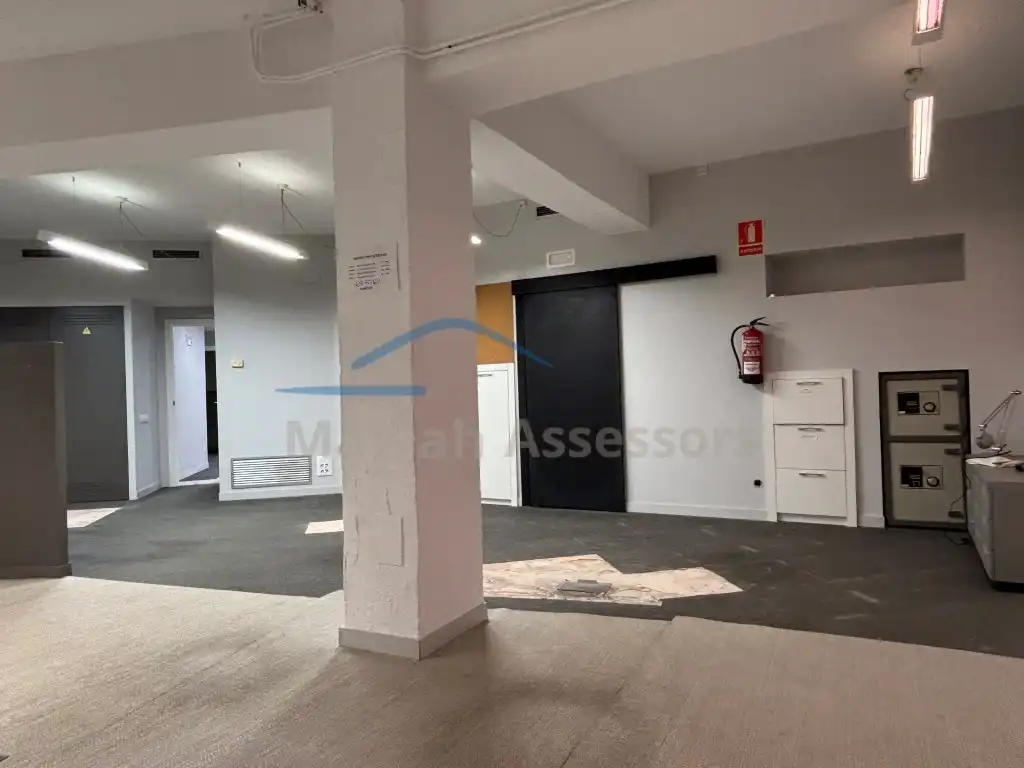 Gewerbefläche zur Miete in Calle Narcis Giralt De, imagen 29