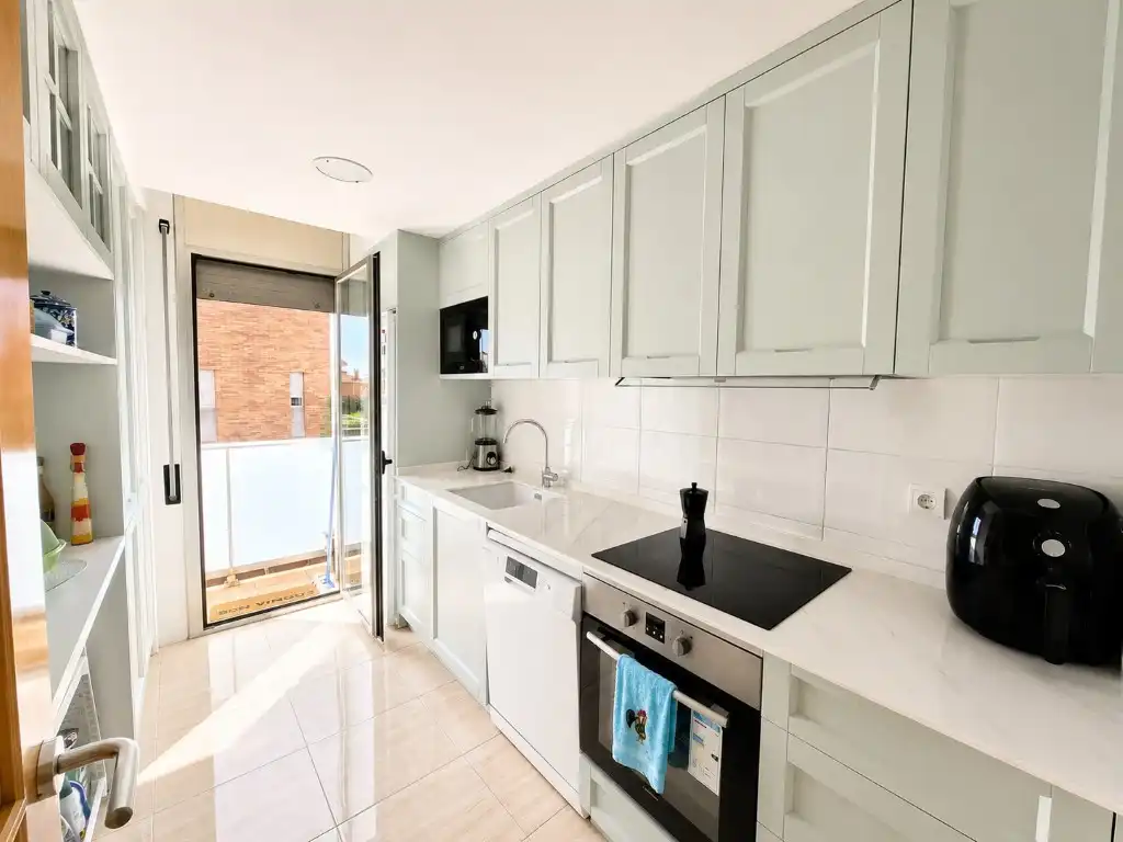 Flat with lift for sale in Calle Illes Canaries, imagen 9