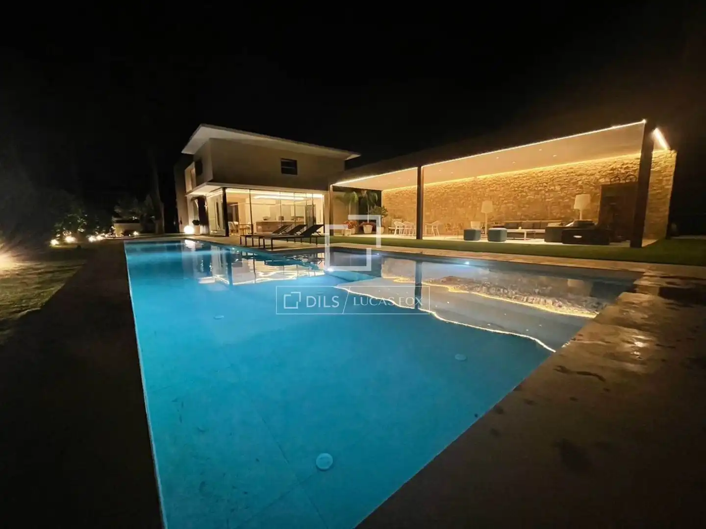 Piscina de Casa o chalet en venta en Godella con Aire acondicionado, Calefacción y Jardín privado