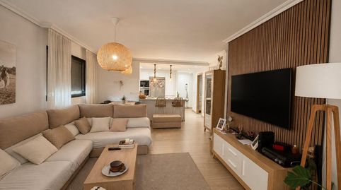 Foto 2 de Piso en venta en Calle Calle Alcalá, Colonia Madrid, Benidorm