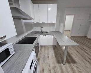 Kitchen of Flat to rent in  Madrid Capital  with Heating