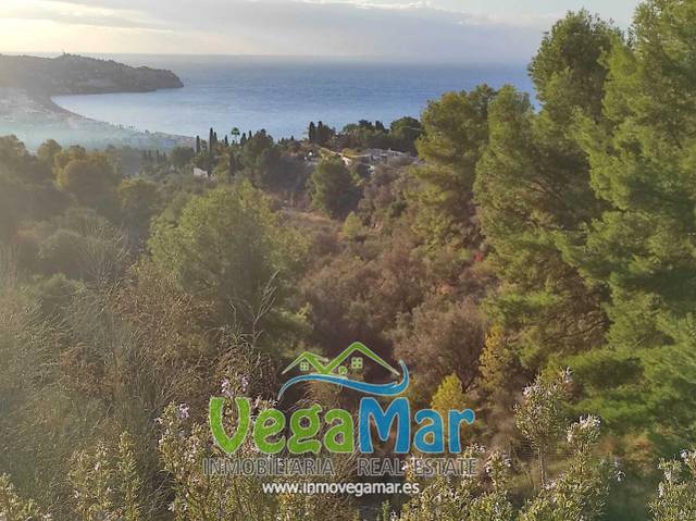 Terreno residencial en Venta en Calle Castilla en Urb. San Antonio