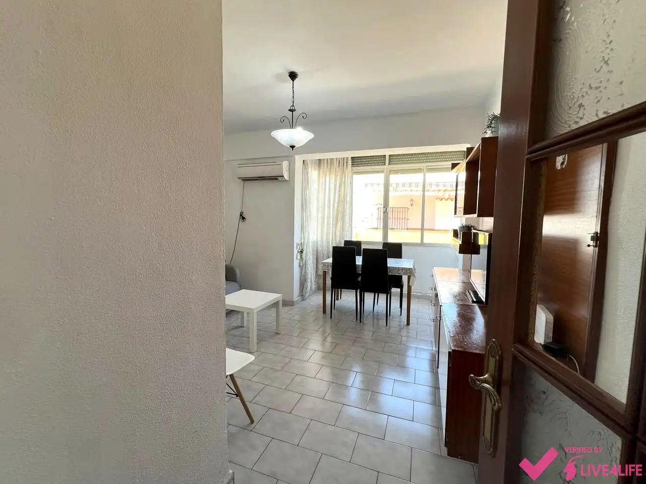 Living room of Flat for share in Sevilla  with Air Conditioner, Heating and Furnished