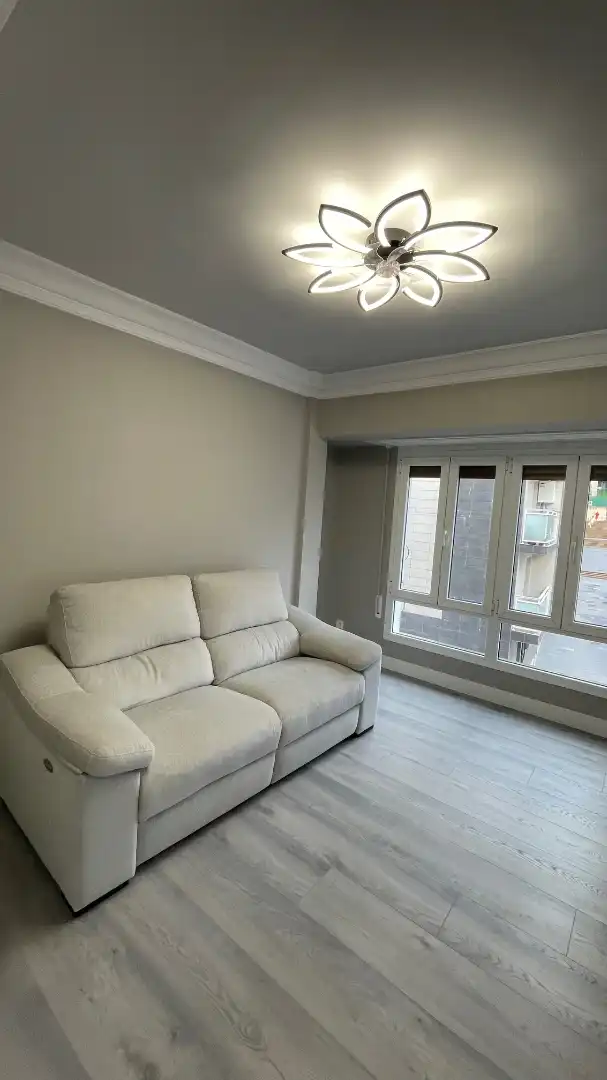 Living room of Flat for sale in Portugalete  with Heating, Storage room and Furnished
