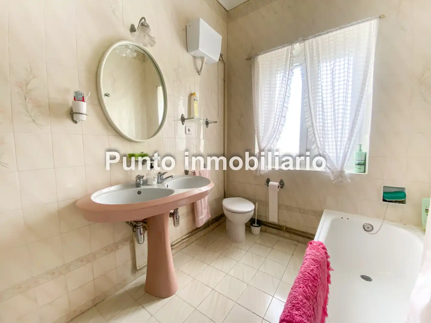 Bany de Casa o xalet en venda en Valladolid amb Jardí privat i Terrassa