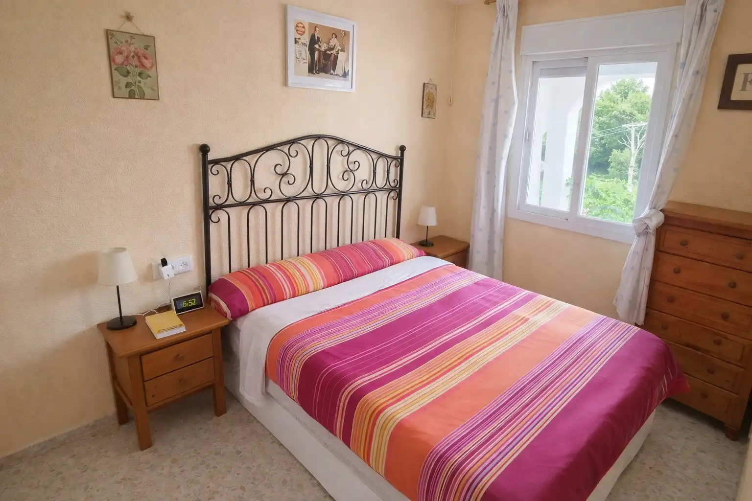 Dormitori de Apartament en venda en Chiclana de la Frontera amb Terrassa, Moblat i Forn
