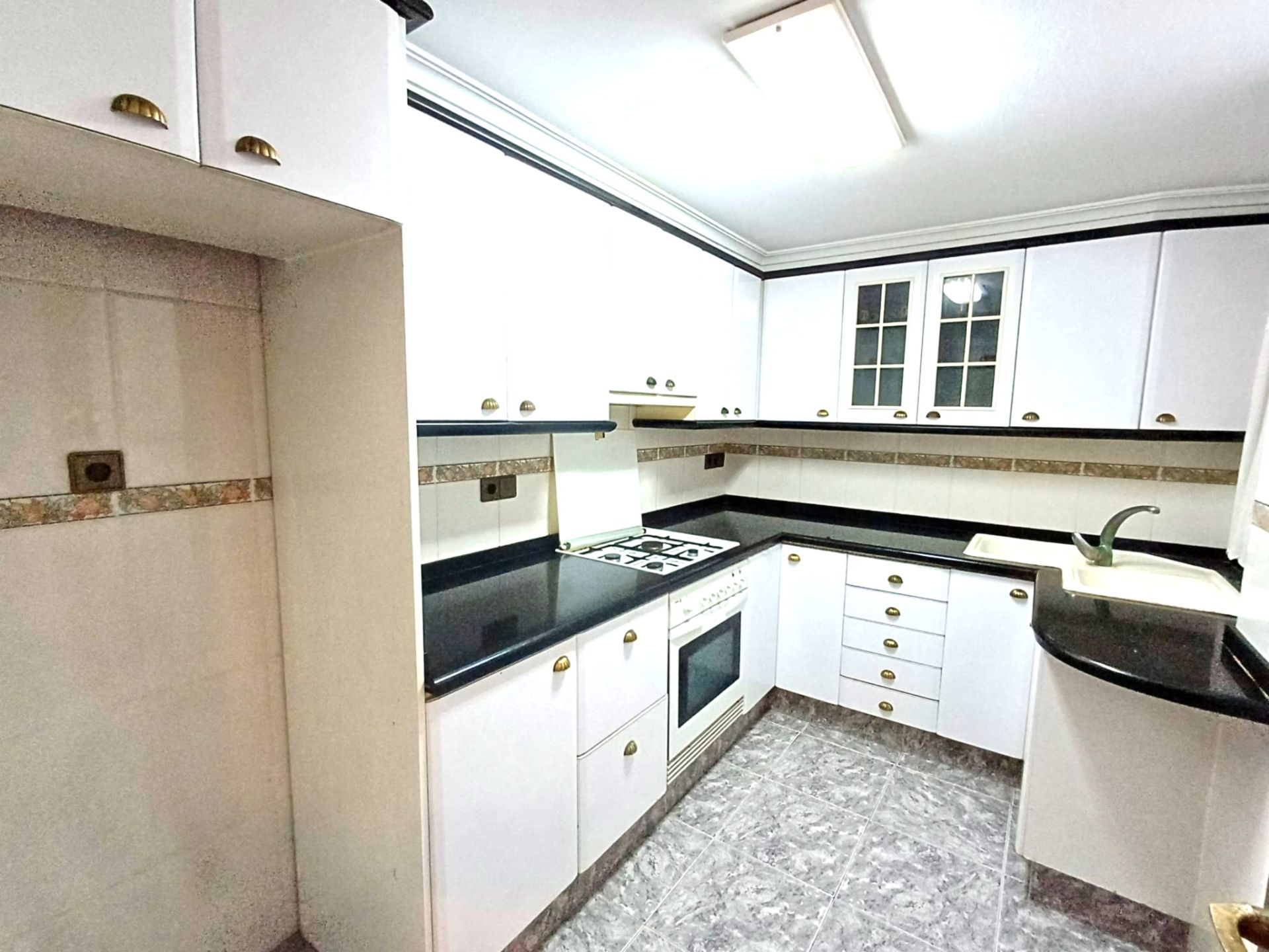 Cuina de Pis en venda en Sueca amb Aire condicionat, Terrassa i Moblat