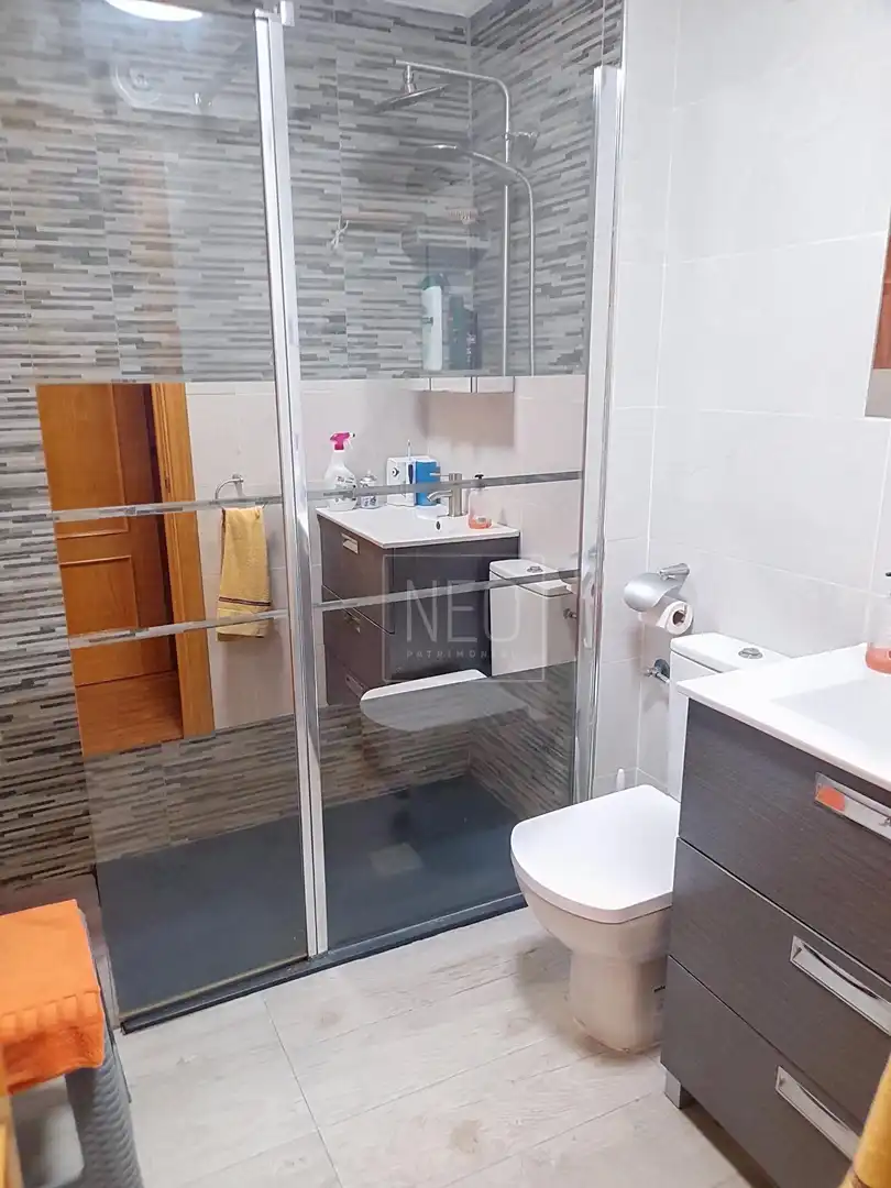 Bathroom of Detached homes for sale in Getafe  with Air Conditioner, Heating and Terrace