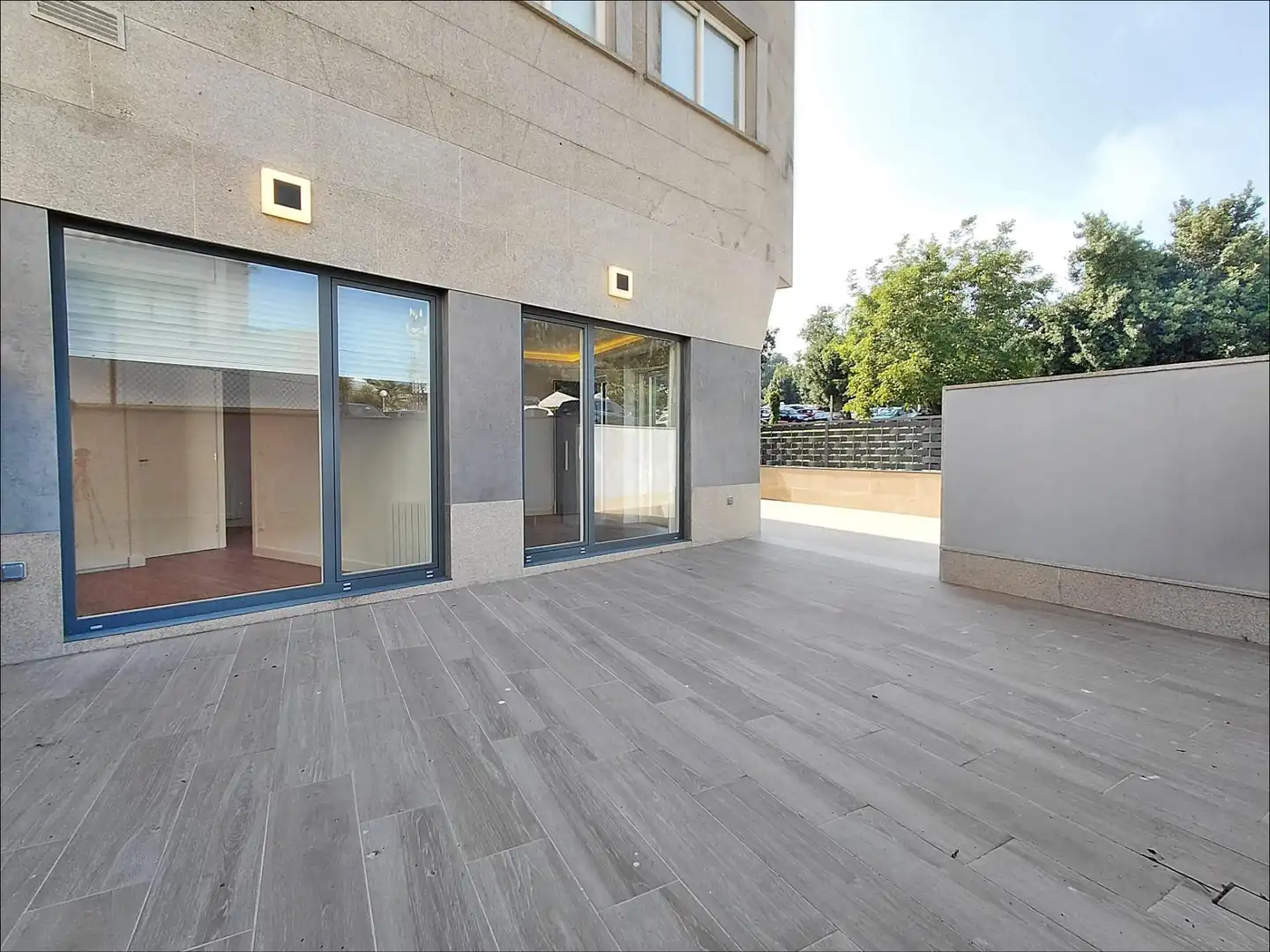 Terrasse von Erdgeschoss zum Verkauf in Sanxenxo mit Heizung, Terrasse und Möbliert