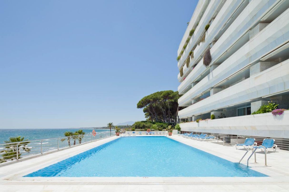 Swimming pool of Flat for sale in Marbella  with Private garden, Terrace and Storage room