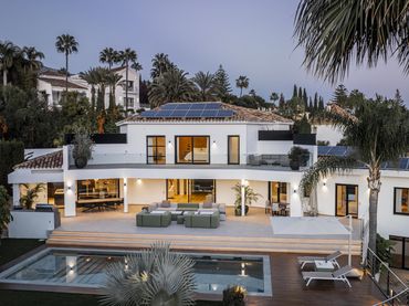 Casa con piscina en venta en Marbella Centro