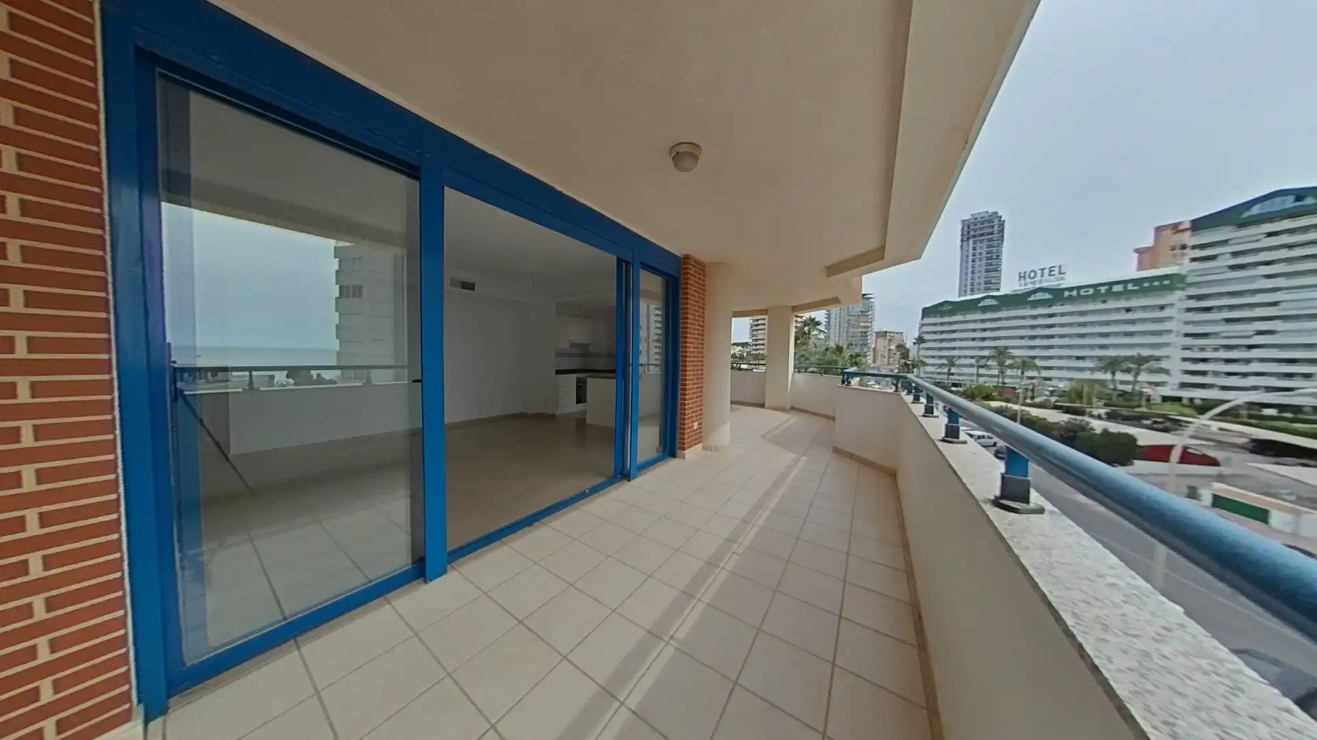 Terraza de Piso en venta en Calpe / Calp
