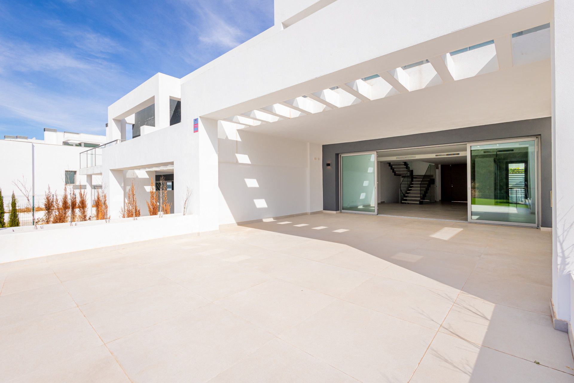 Vista exterior de Casa adosada en venta en Marbella con Aire acondicionado, Calefacción y Jardín privado