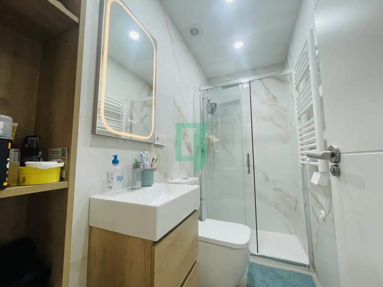 Baño de Piso en venta en Badalona con Aire acondicionado, Calefacción y Balcón