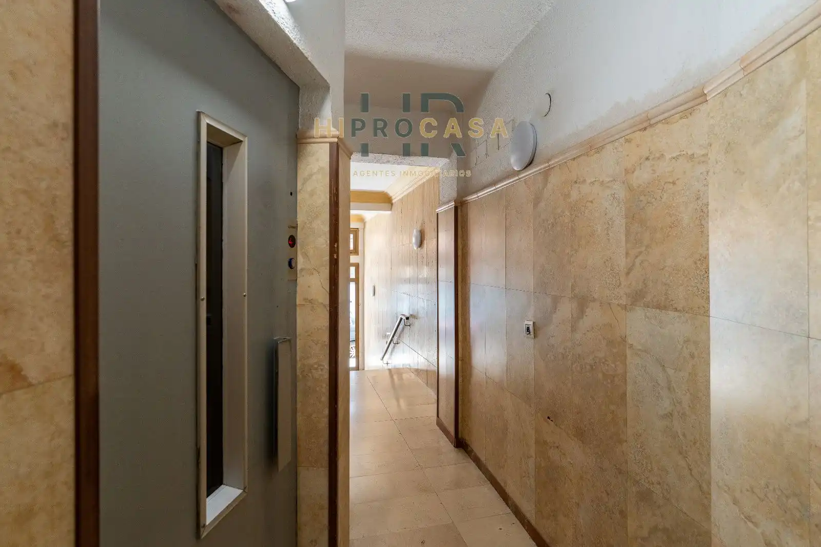 Flat with lift for sale in ANTONI GAUDI, imagen 25
