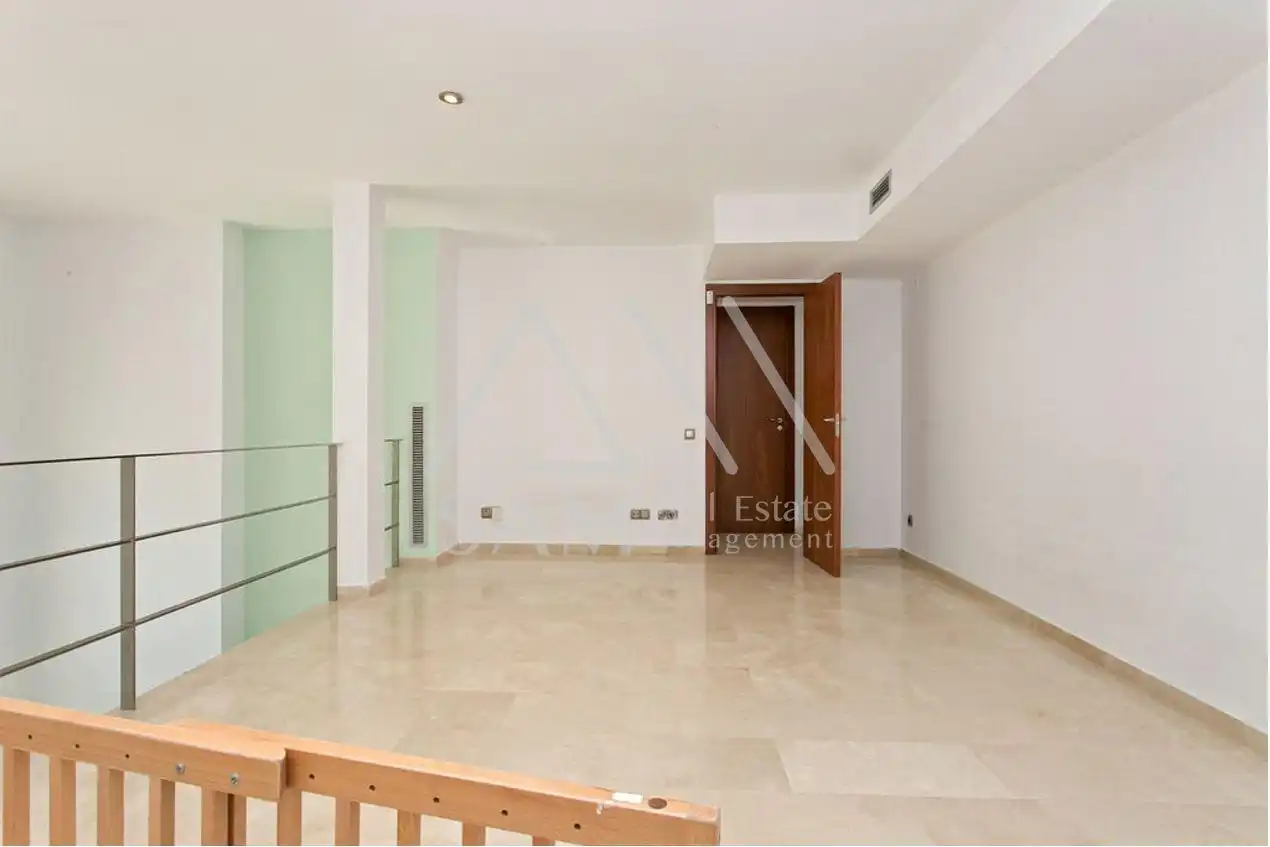 Maisonette zum Verkauf in Barcelona