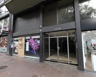 Premises to rent in Porta
