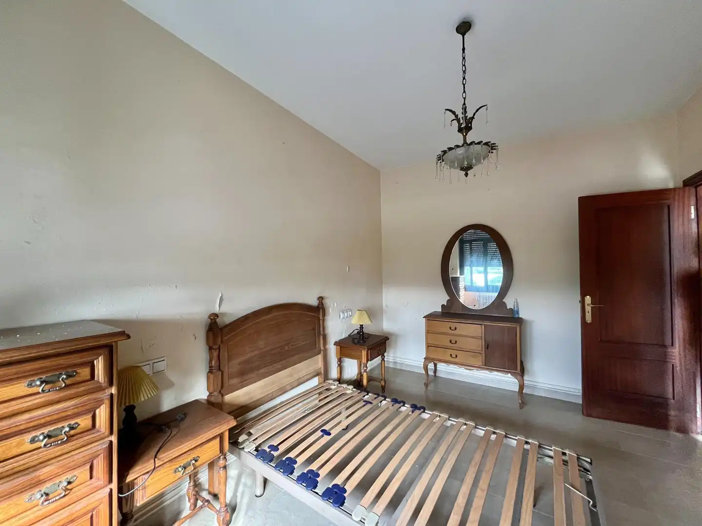 Habitación de Casa adosada en venta en Rianxo con Calefacción