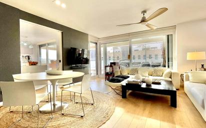 Sala d'estar de Apartament en venda en Eivissa amb Aire condicionat, Moblat i Piscina comunitària