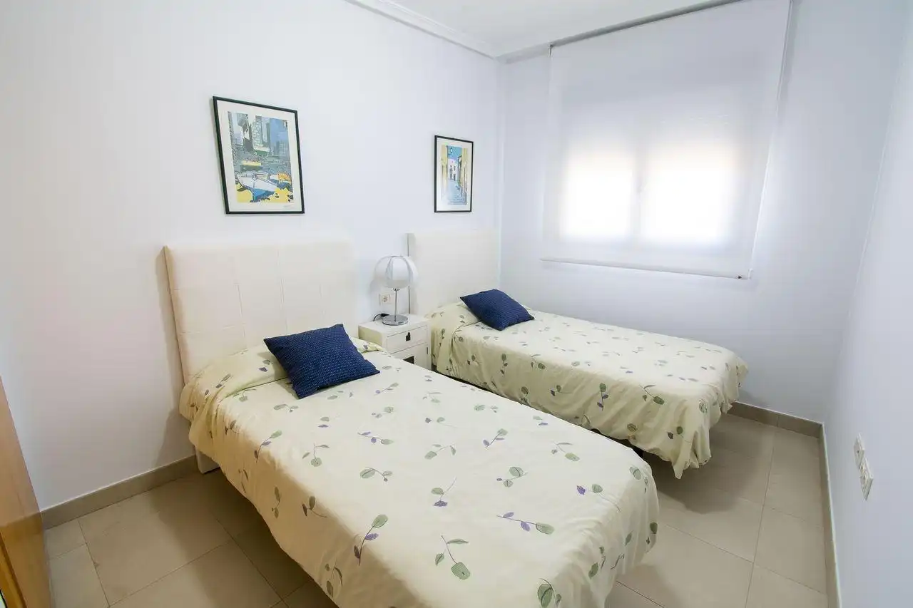 Bedroom of Apartments for rent in Benidorm  with Air Conditioner, Private garden and Terrace