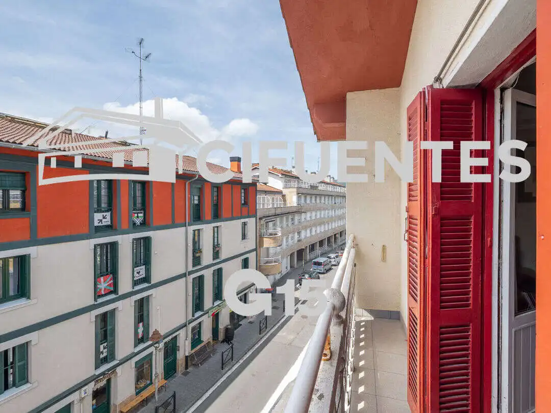 Exterior view of Flat for sale in Usurbil  with Heating and Furnished