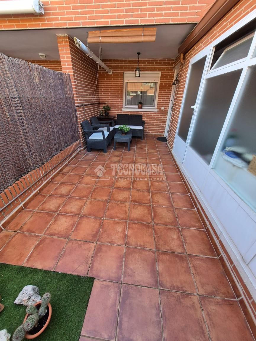 Casa adosada en venda a Estación