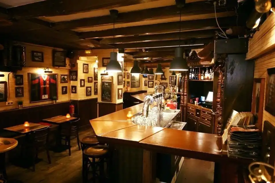 Business premises for transfer in Eixample, imagen 3