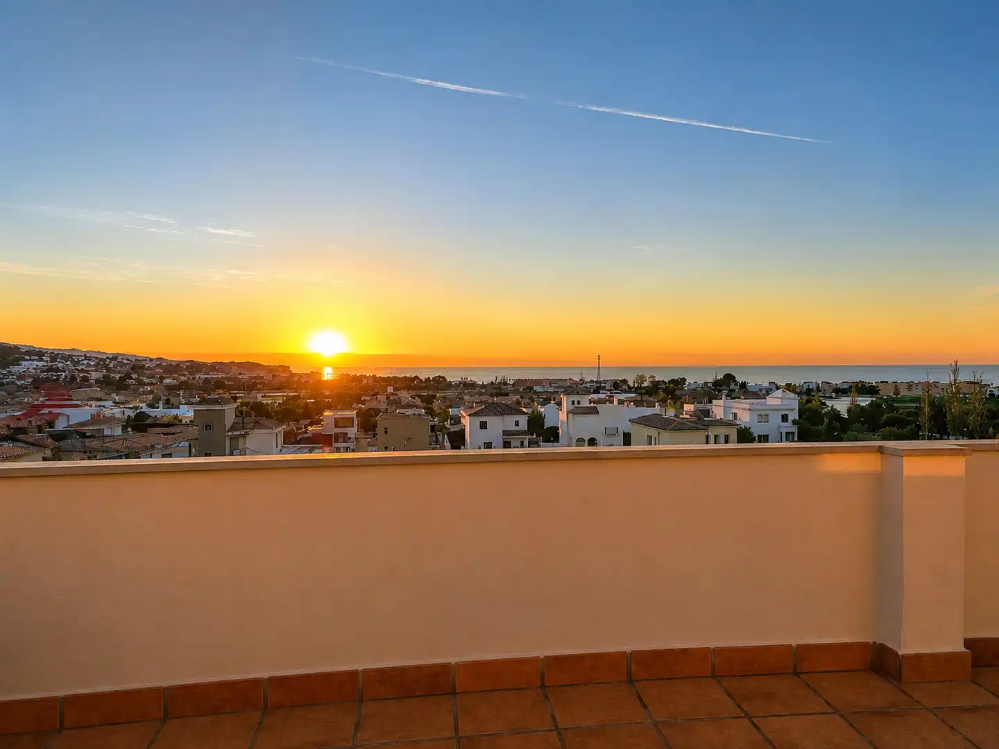 Vista exterior de Àtic en venda en Vélez-Málaga amb Aire condicionat, Terrassa i Traster