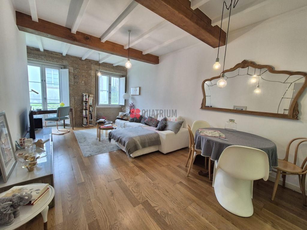 Living room of Flat to rent in Santiago de Compostela   with Heating and Furnished