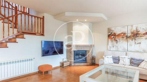 Foto 4 de Casa o xalet de lloguer a C. Xiprers, San Antonio de Benagéber, Valencia