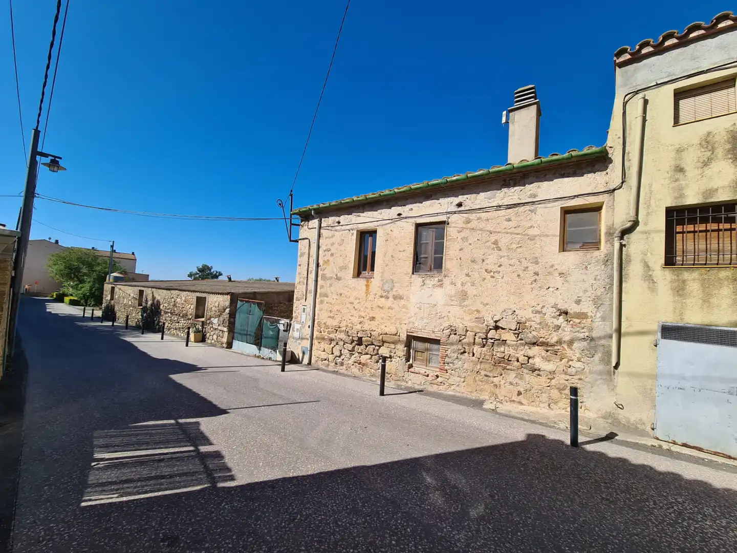 Exterior view of Houses for sale in Masarac i Vilarnadal  with Heating