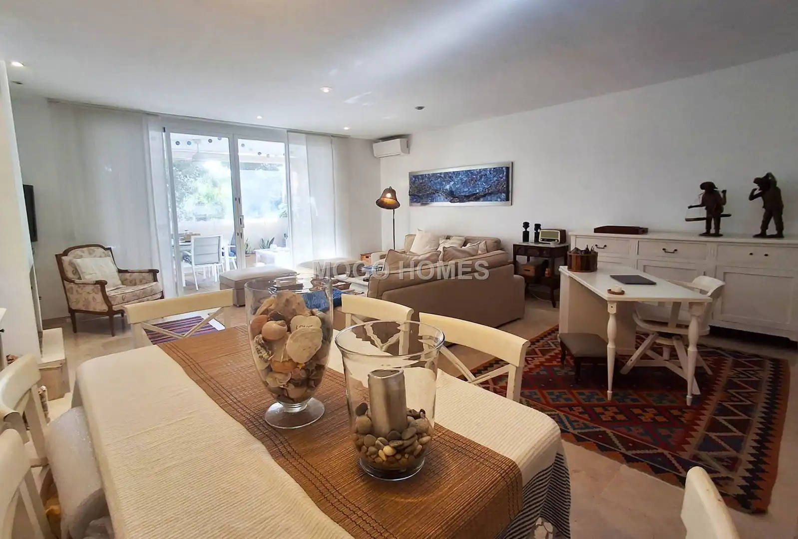 Sala de estar de Casa adosada en venta en  Palma de Mallorca con Aire acondicionado, Calefacción y Terraza