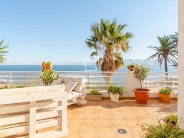 Villa avec piscine à vendre à El Faro