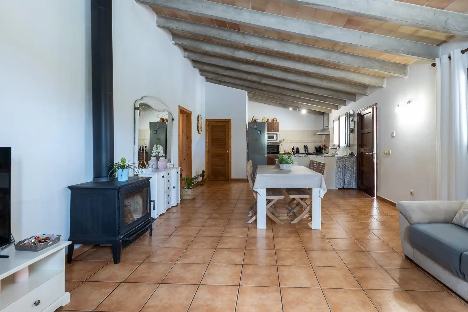Casa amb piscina en venda a Sant Joan, imagen 8