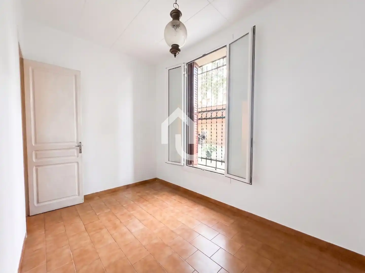 Bedroom of Ground floor for sale in Barcelona  with Storage room