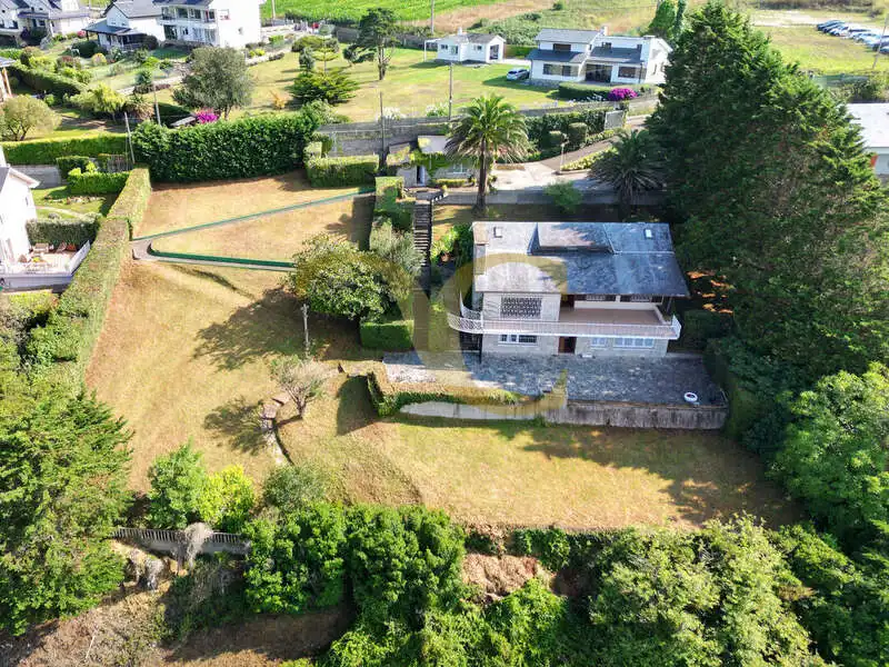 Casa o xalet en venda en Castropol amb Calefacció, Jardí privat i Terrassa