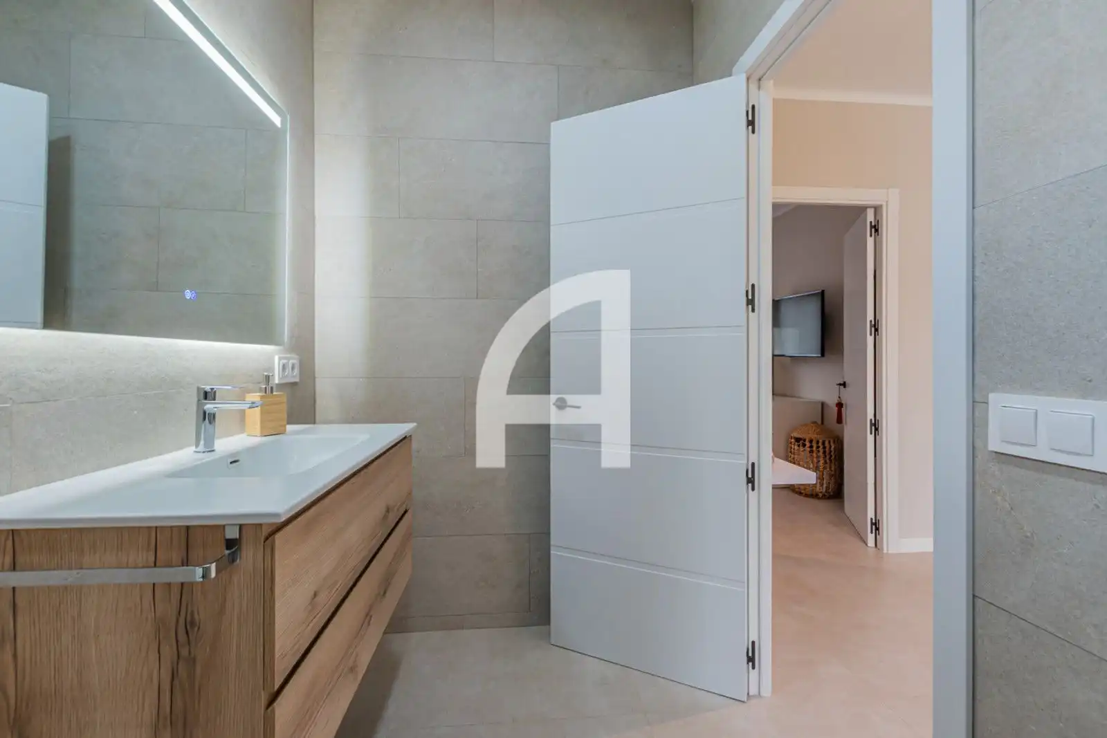 House with balcony for sale in Eduard Corbella, de, imagen 31