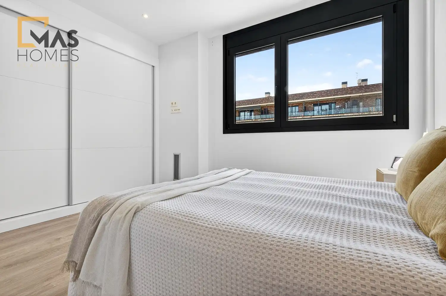Schlafzimmer von Maisonette zum Verkauf in Sabadell mit Klimaanlage, Heizung und Parkett